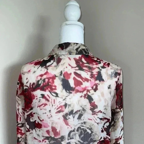 Liz Claiborne Sheer Floral Printed Blouse​​ - Picture 8 of 10